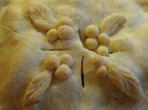 Apple rum raisin pie