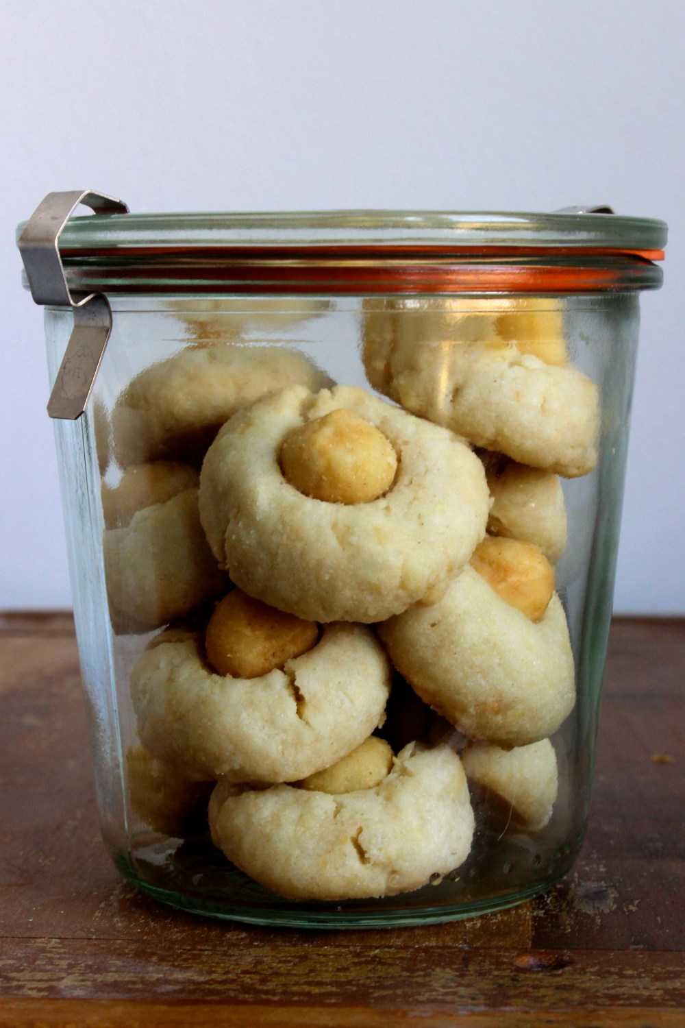 Kook-Kwee Inspired Cococnut Macadamia Nut Shortbread (gluten-free and vegan)